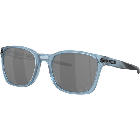 Oakley Objector